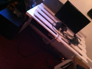 Fully assembled pallet desk, first section mounted amplifier