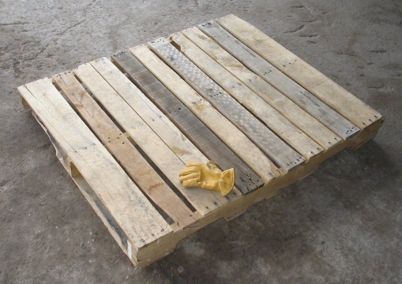 Pallet safety, toxic dangers and some ecological thoughts - Pallet