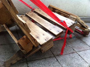 Varnished pallet canvas chair, painted, seat detail