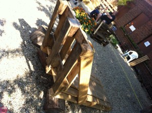 Garden chair made of pallets, single-seater, rear view