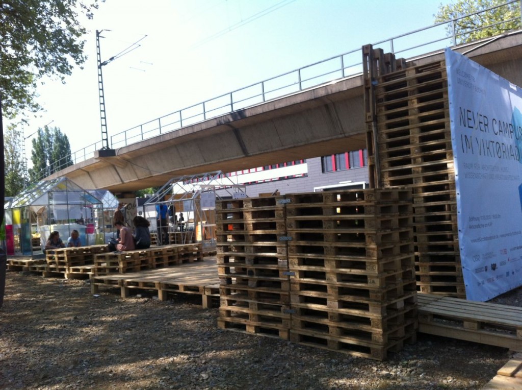 20palletstageinuse Pallet Furniture