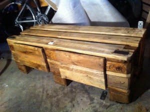 Small pallet cabinet: Would do as a small cupboard on itself