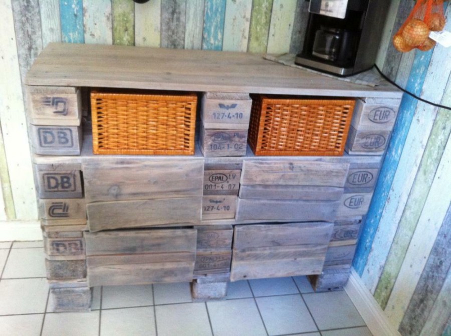 Euro pallet kitchen cabinet - small cupboard, pallet version - Pallet