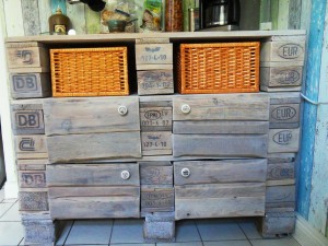 Pallet cabinet with doorknobs