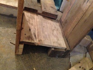 Pallet side cabinet: lower bottom