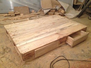 Finished drawers in a closed pallet table