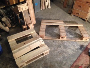 Pallet desk, second section, raw tabletop and footer