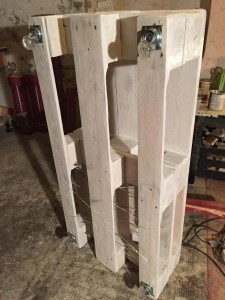 Bottom pallet table: with rolls and varnished