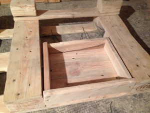 Pallet table, drawer mounted, 1